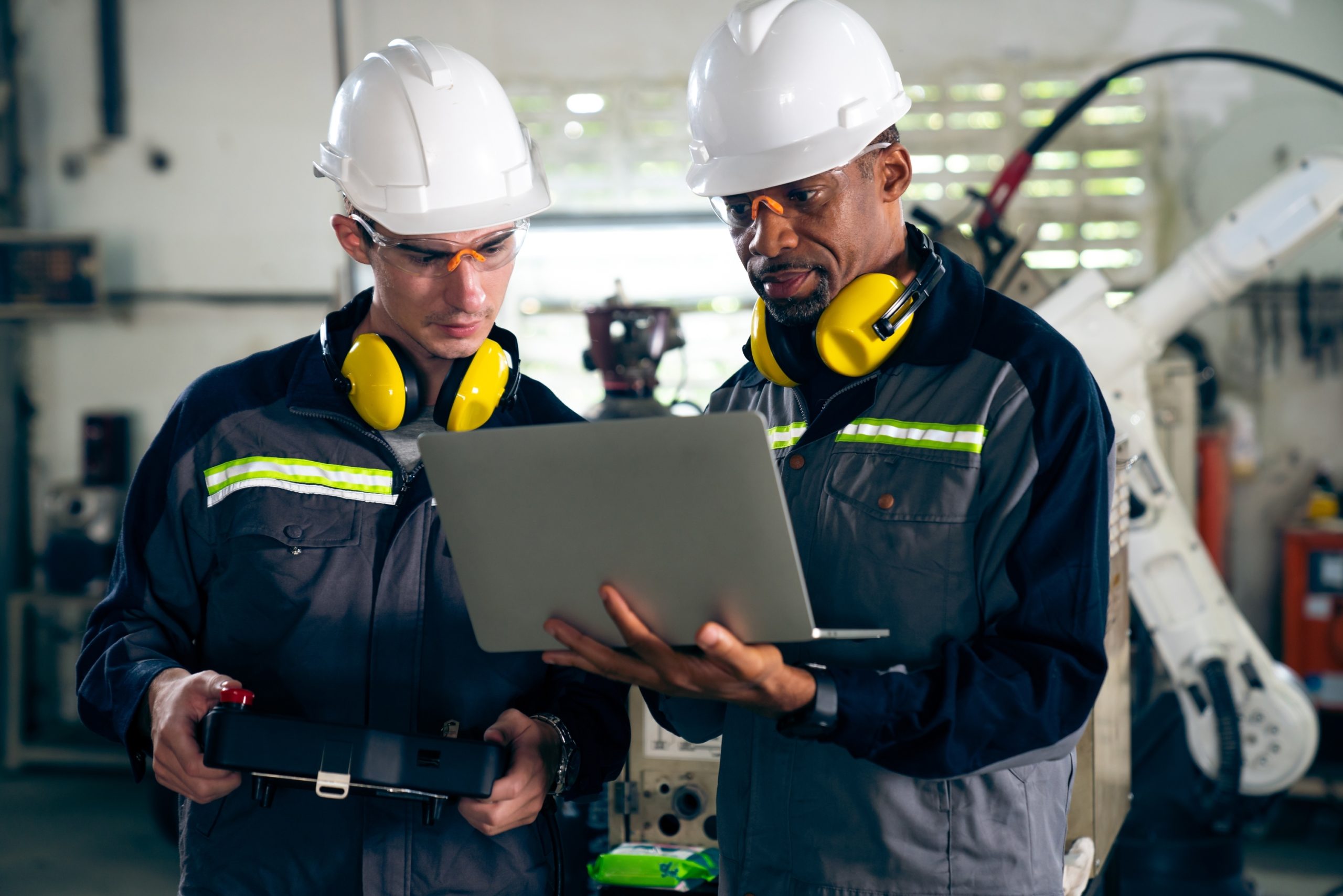 Group,Of,Factory,Job,Workers,Using,Adept,Machine,Equipment,In